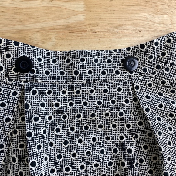 MINT High Waisted Retro A-line Midi Skirt with Circle Embroidery Size AU 10 - Picture 9 of 9